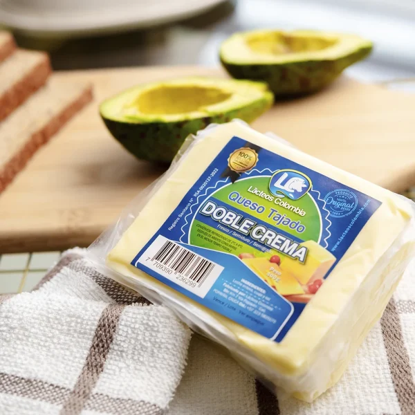 Queso doble crema tajado de 400 gr de Lácteos Colombia